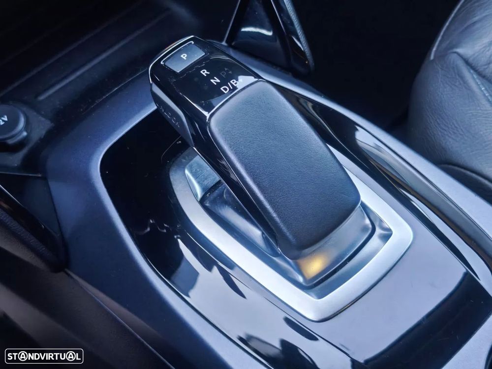 Peugeot e-2008 50 kWh Allure Pack - 18