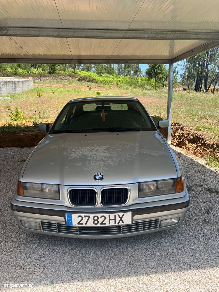 BMW 318 tds Compact - 1