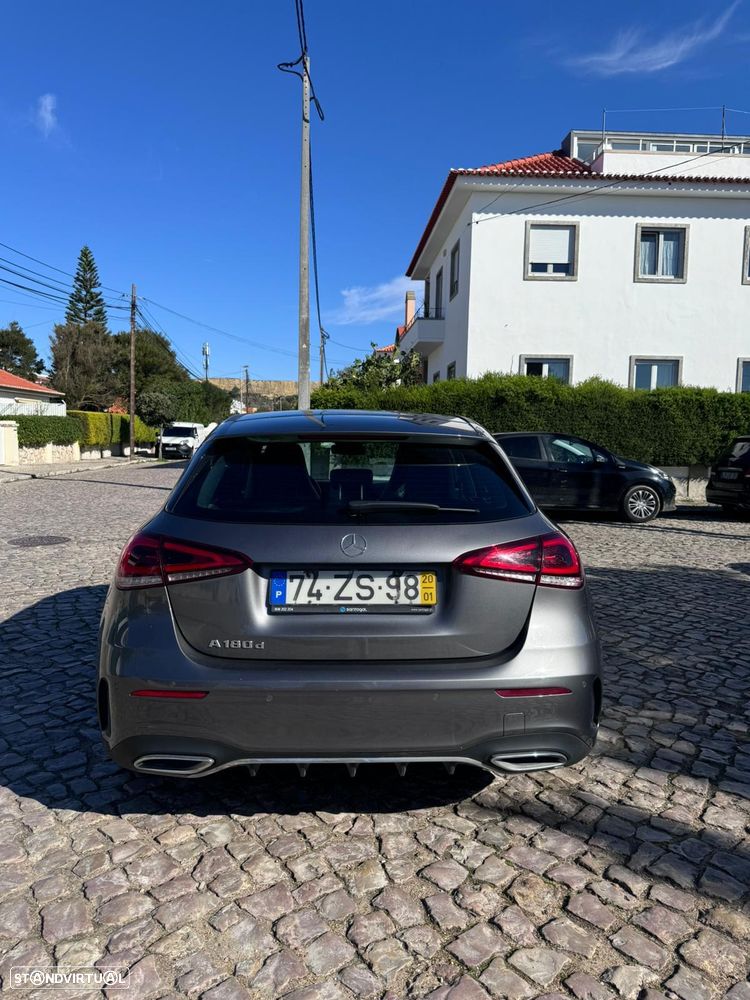 Mercedes-Benz A 180 d AMG Line - 4