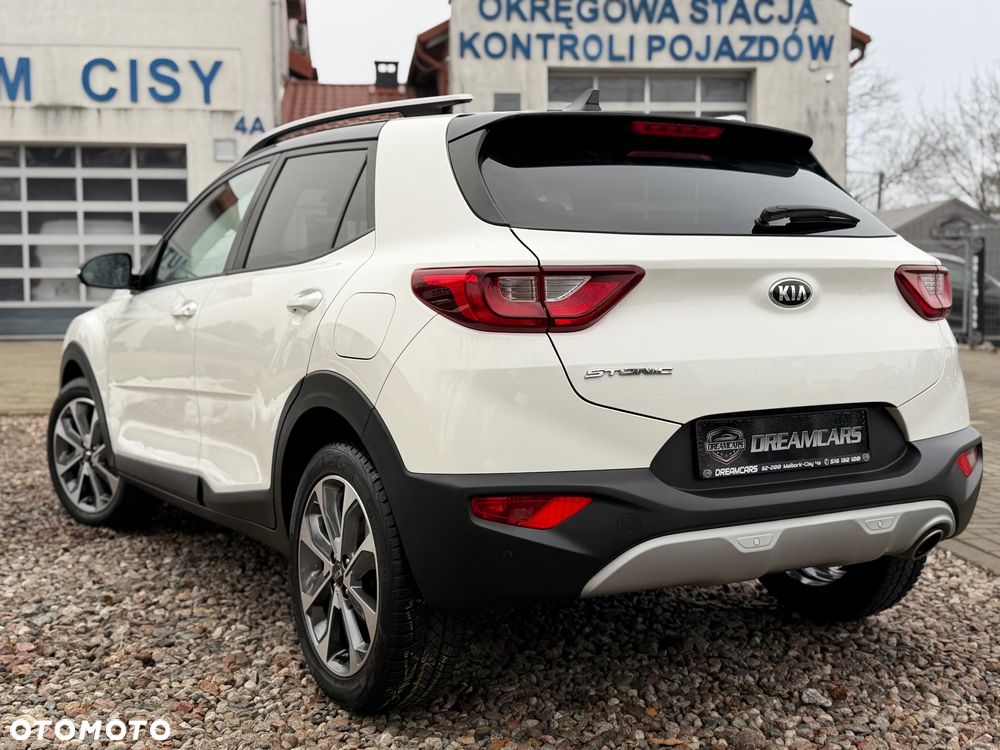 Kia Stonic - 12
