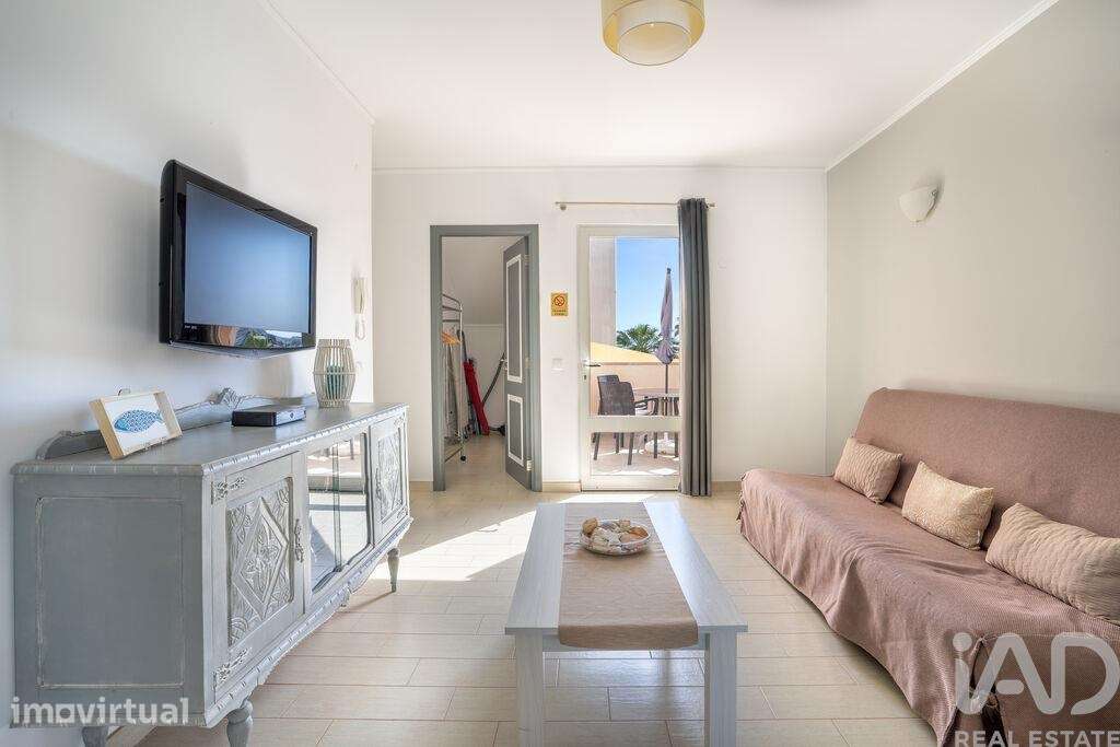 Apartamento T1 em Quarteira de 63 m2 - Grande imagem: 3/17