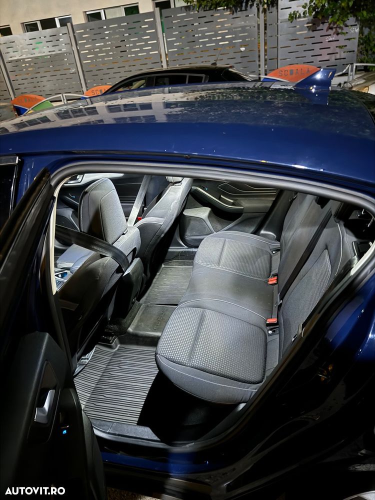 Ford Focus 1.0 EcoBoost Titanium Business - 8