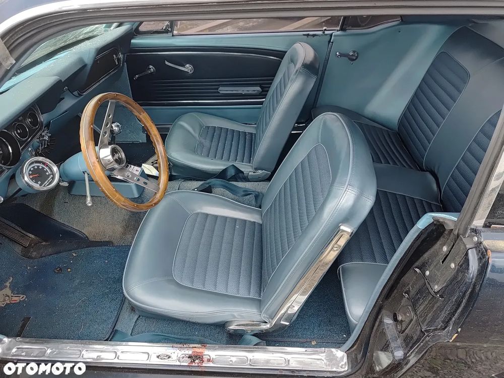 Ford Mustang - 29