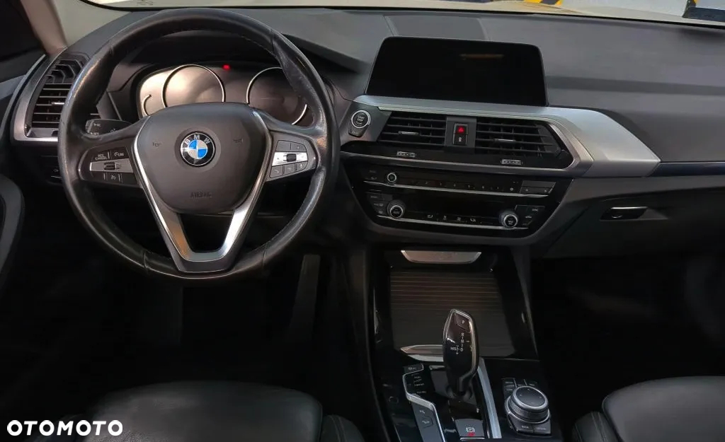 BMW X3 xDrive20i Advantage sport - 6