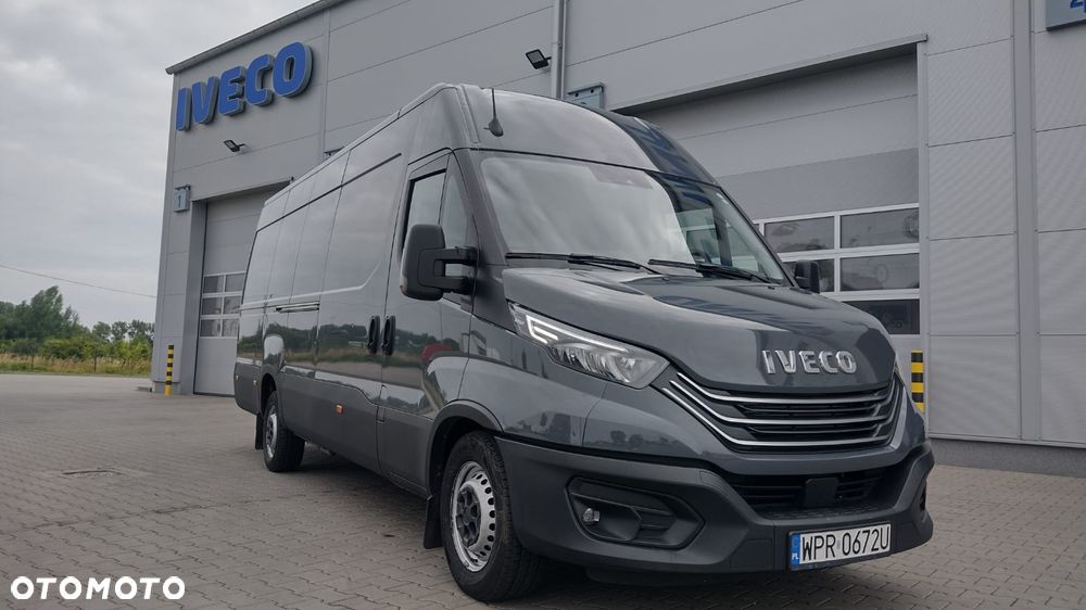 Iveco Daily 35S18 furgon izotermiczny izoterma agregat - 2