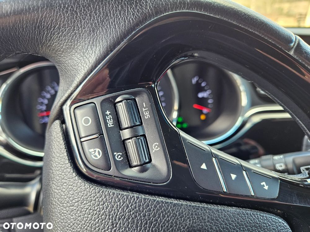Kia Ceed 1.6 GDI L Business Line - 18