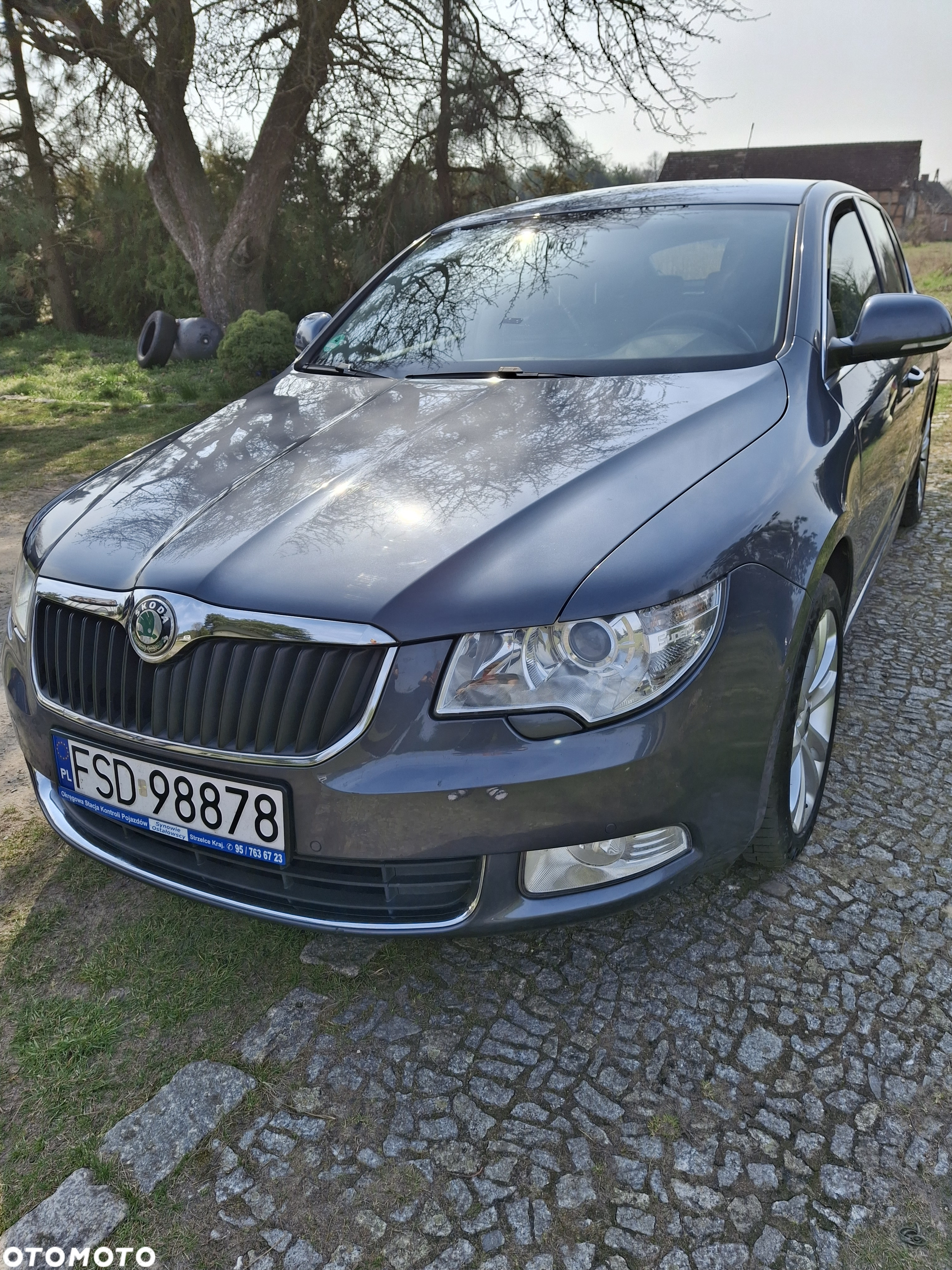 Skoda Superb 1.8 TSI Comfort DSG - 4