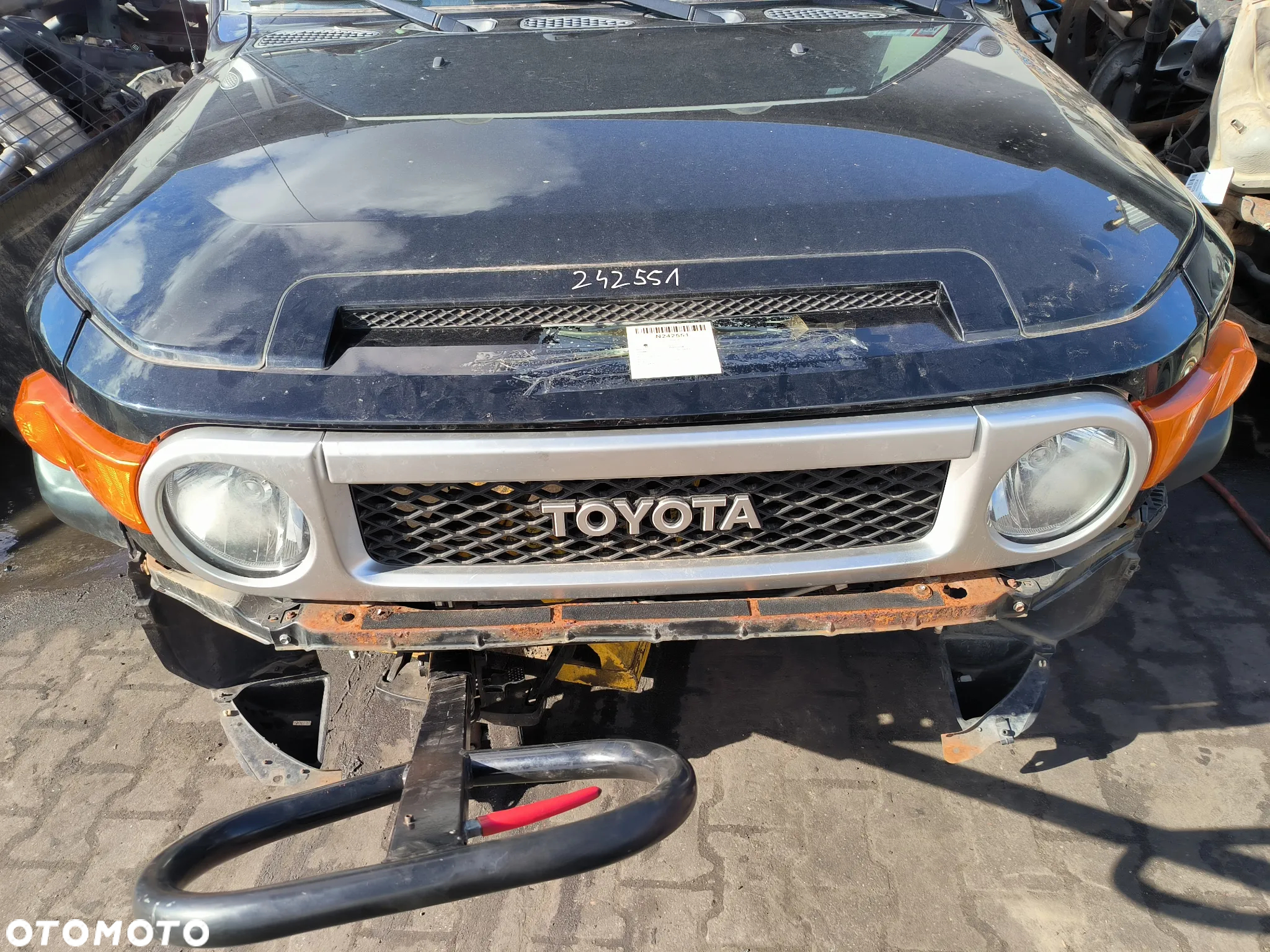 Toyota Fj Cruiser 4.0 V6 2007 auto na części 692106889 maska zderzak fotele silnik skrzynia reduktor felgi most dach drzwi cały przód silnik - 15