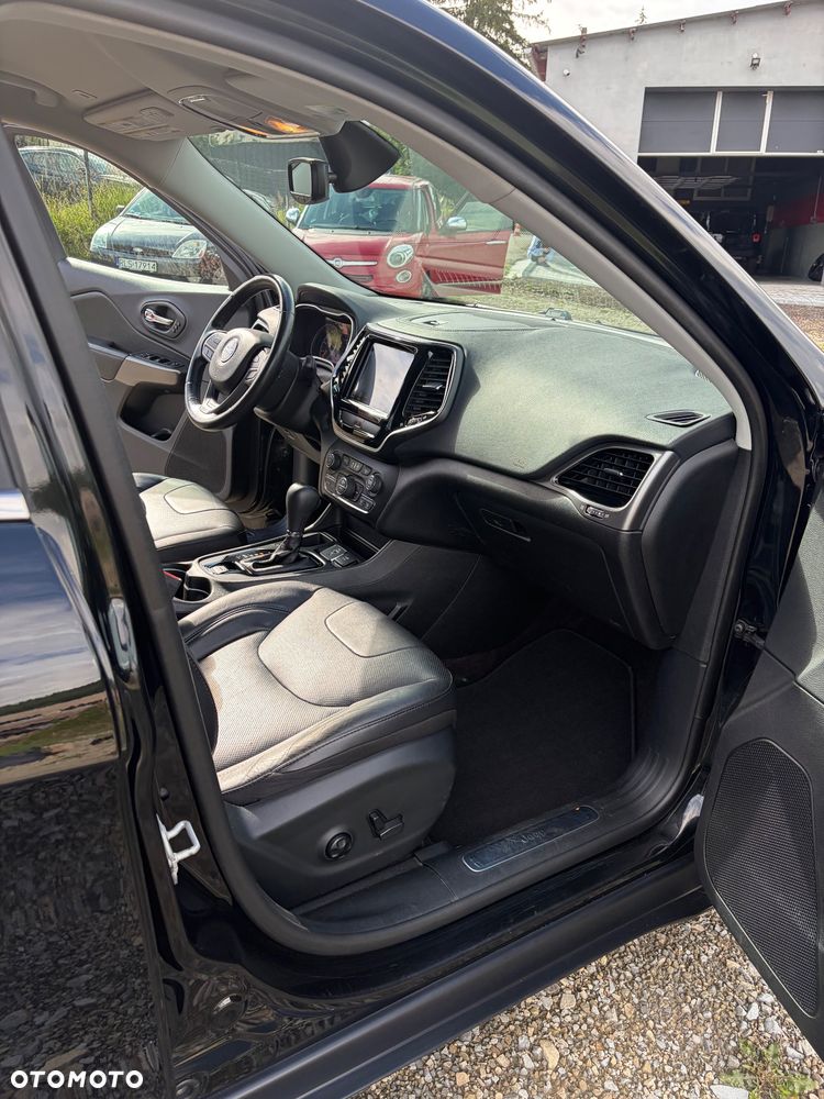 Jeep Cherokee 3.2 V6 Active Drive I Limited - 29