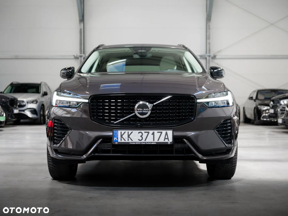 Volvo XC 60 B4 D AWD Plus Dark - 15