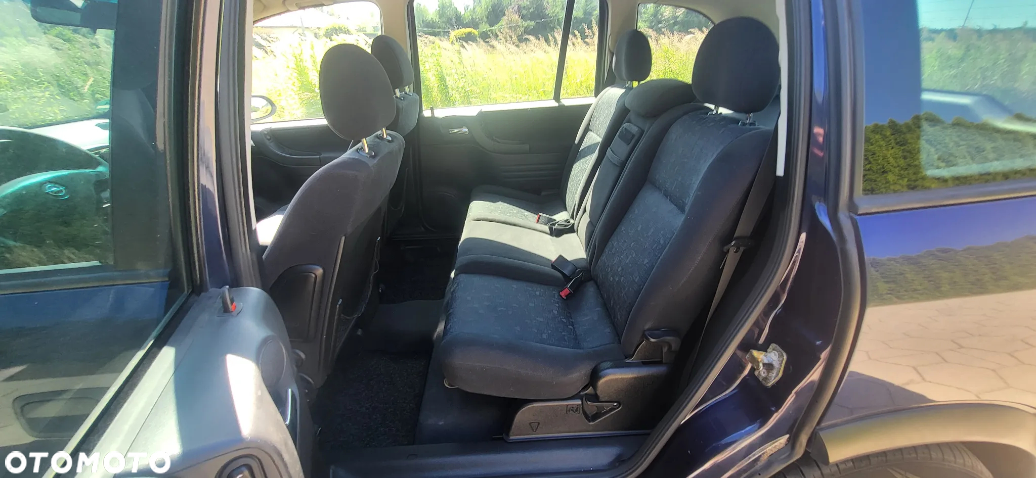 Opel Zafira 1.8 16V Elegance - 10