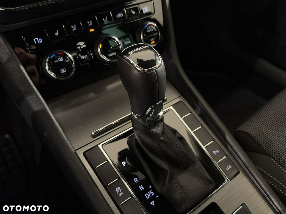 Skoda Superb - 34