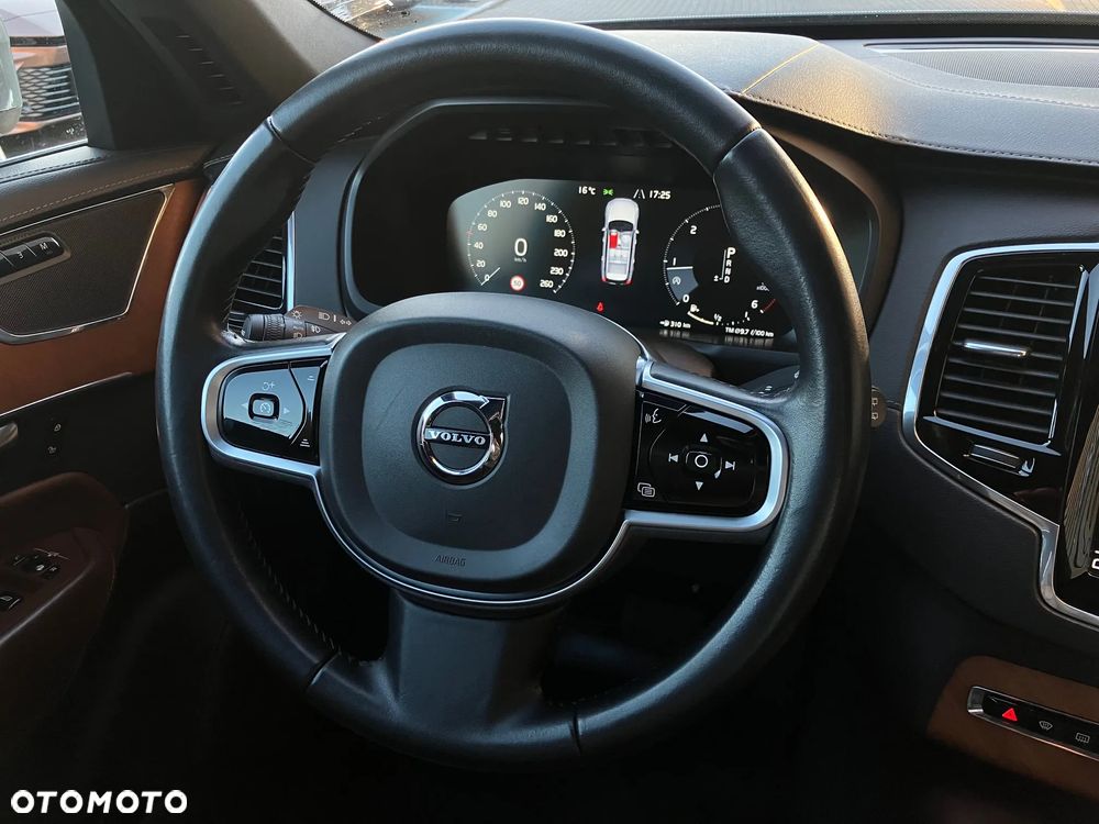 Volvo XC 90 D5 AWD Inscription - 24