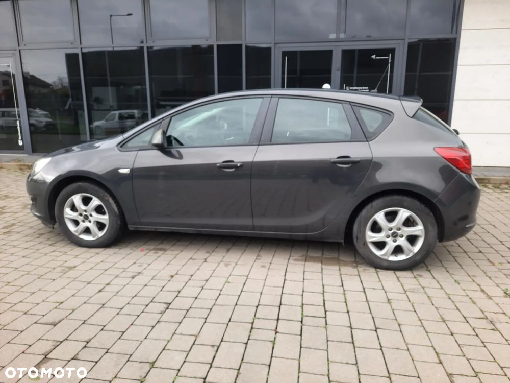 Opel Astra GTC 1.4 Turbo - 3