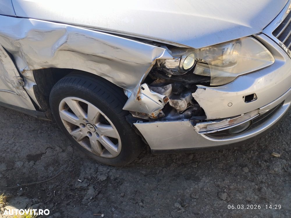 Volkswagen Passat - 4