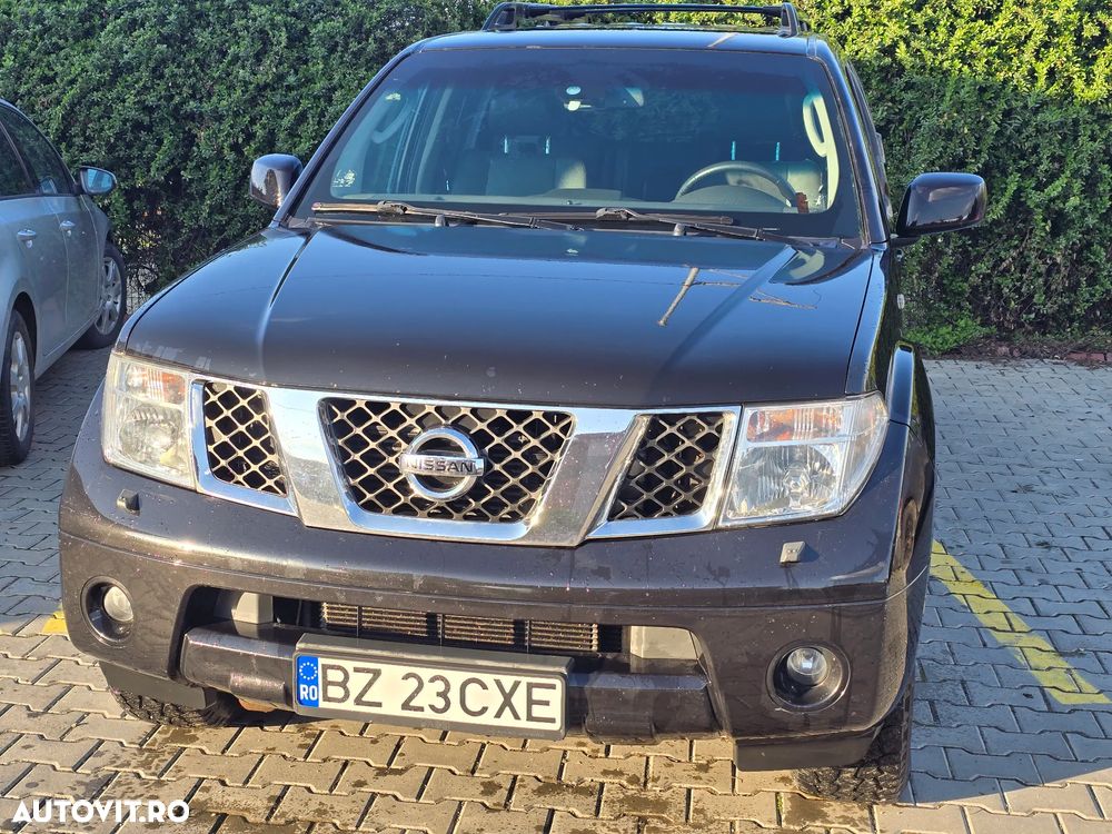 Nissan Pathfinder 2.5 dCi Aut SE - 1