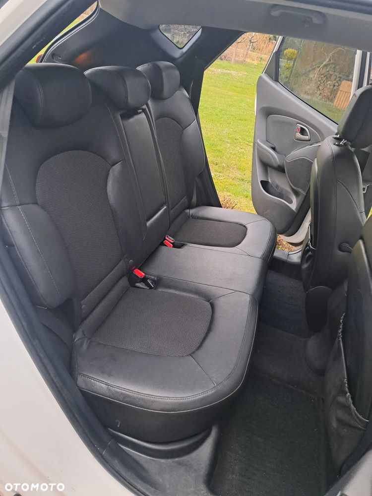 Hyundai ix35 1.7 CRDi Premium 2WD - 11