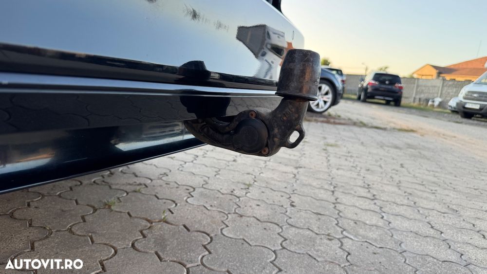 Volkswagen Passat 2.0 TDI DSG Comfortline - 23