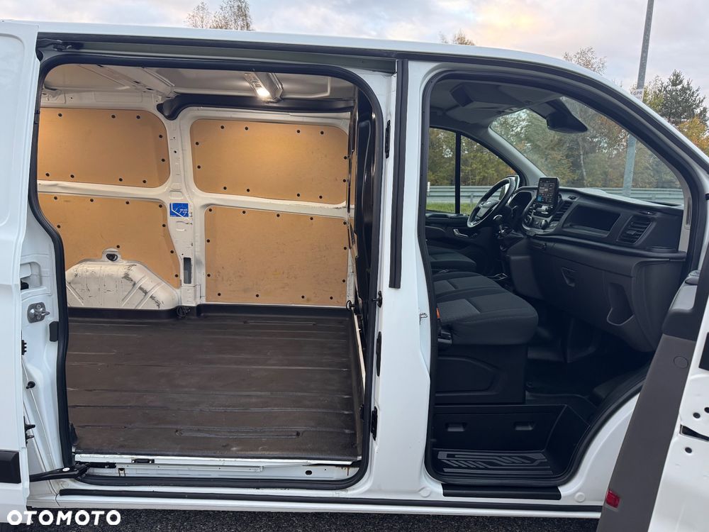 Ford Transit Custom - 24
