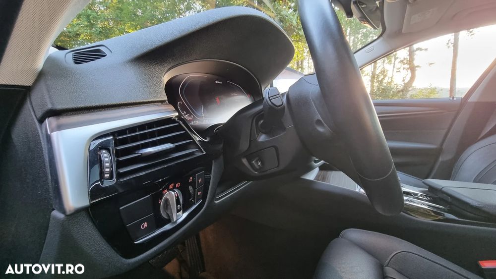 BMW Seria 5 530e AT PHEV - 13