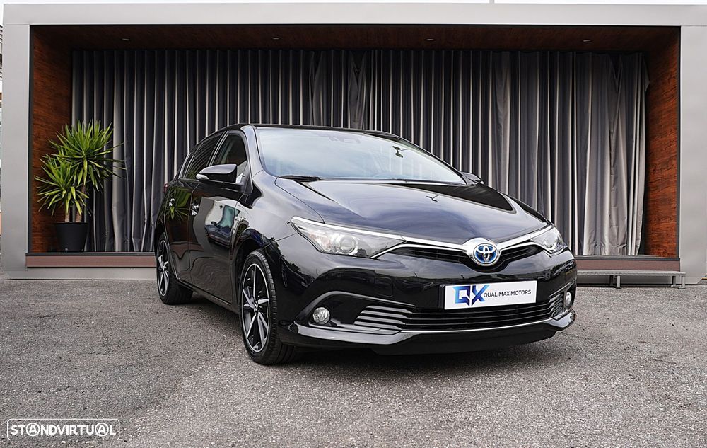 Toyota Auris 1.8 HSD Comfort +P.Techno+P.Sport - 1