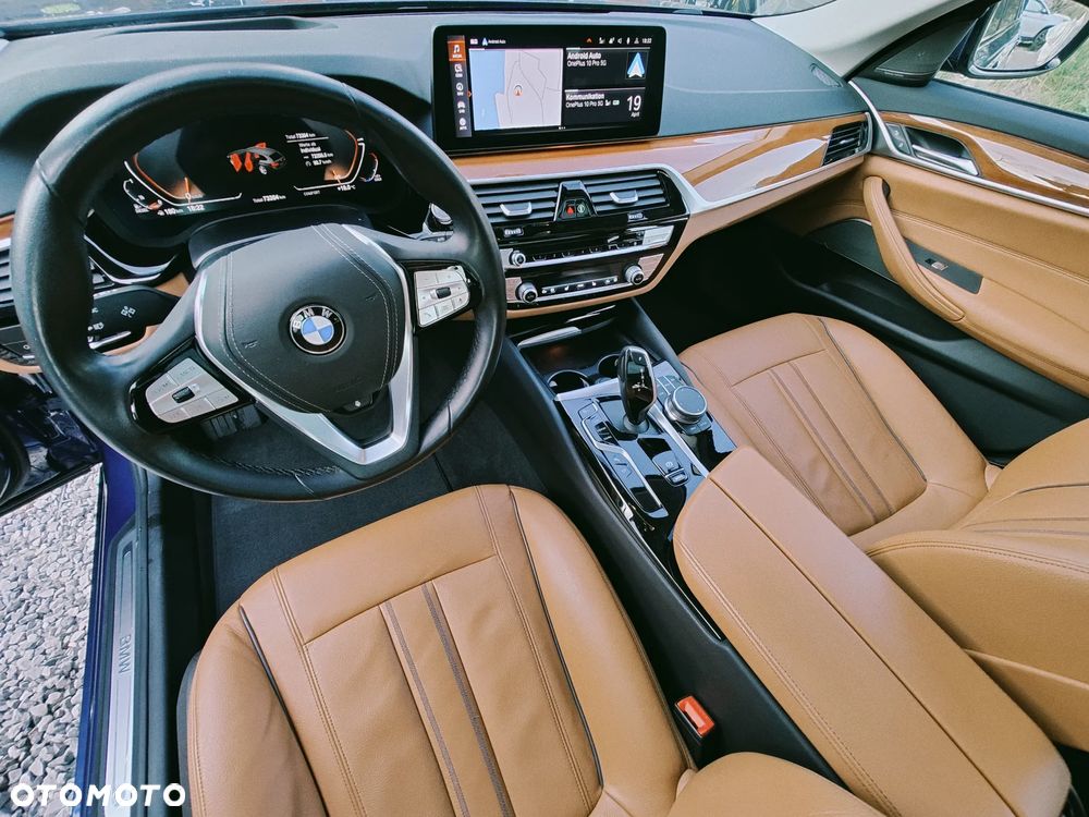 BMW Seria 5 540d xDrive mHEV - 3