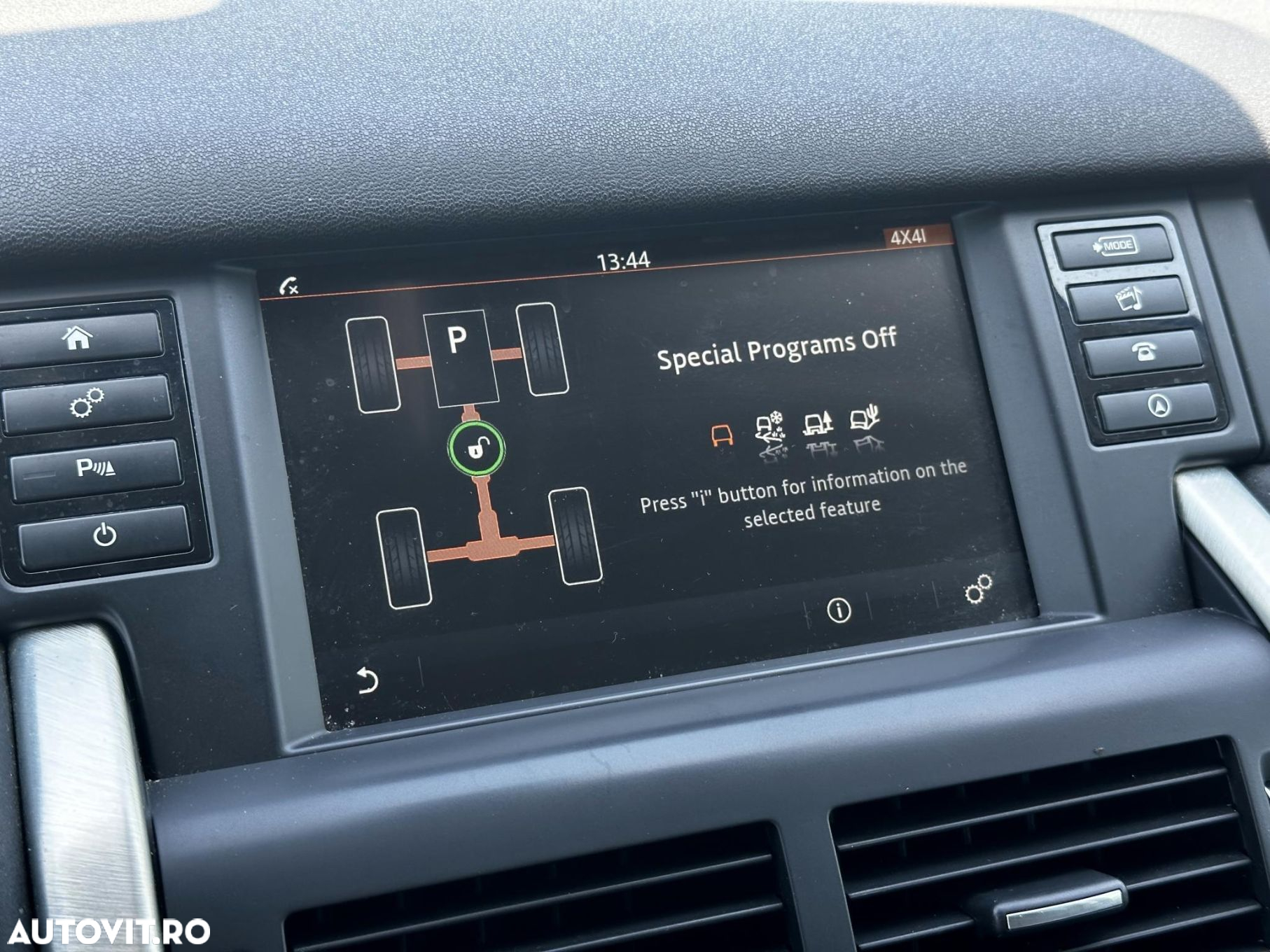Land Rover Discovery Sport - 13