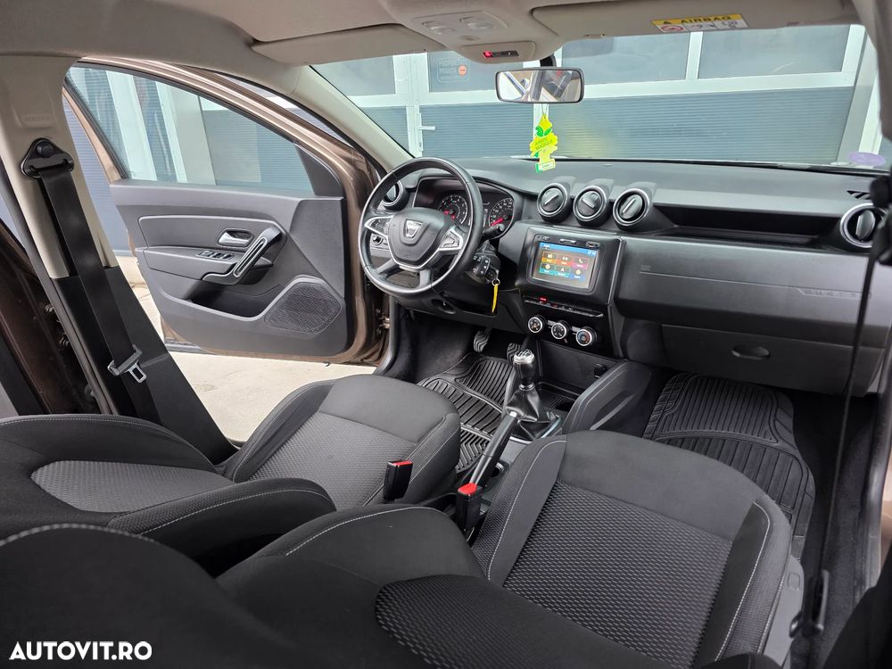 Dacia Duster 1.6 4x2 Laureate - 8
