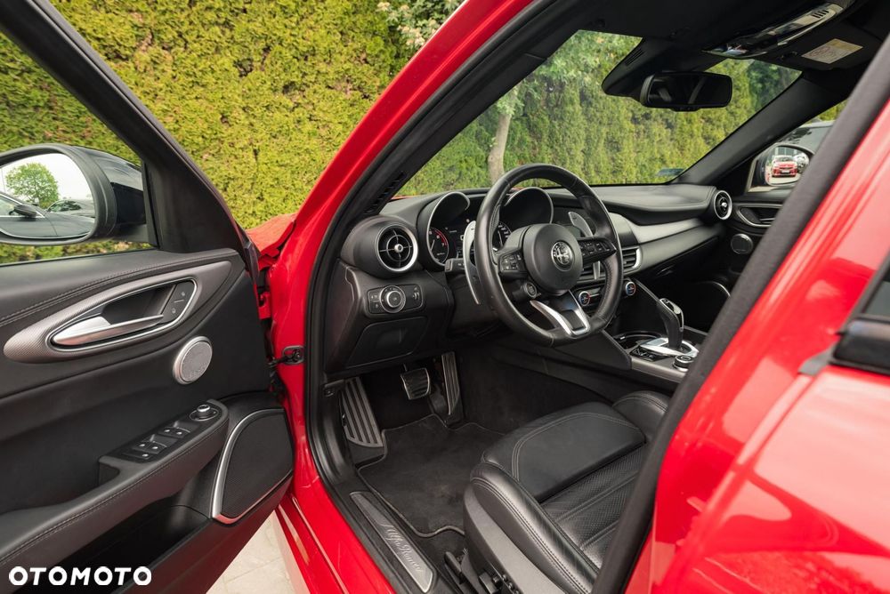 Alfa Romeo Giulia 2.0 Turbo Veloce Q4 - 10