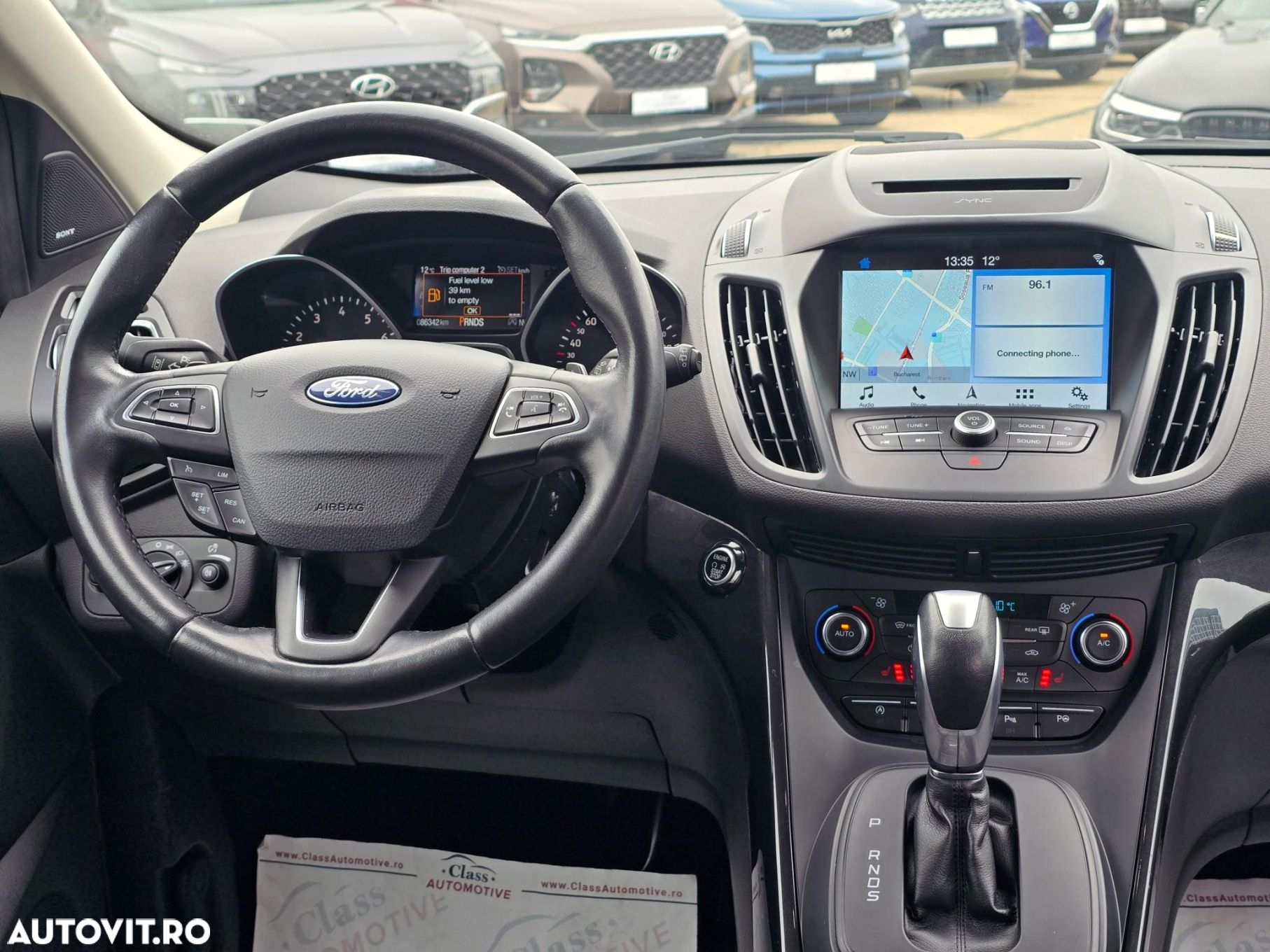 Ford Kuga - 12
