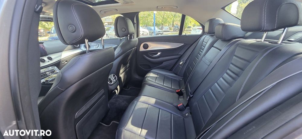 Mercedes-Benz E 220 d 4MATIC Aut. - 9