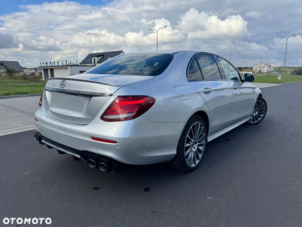 Mercedes-Benz Klasa E 200 d 9G-TRONIC - 35