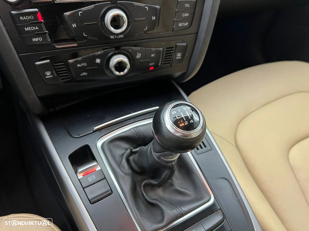 Audi A4 Avant 2.0 TDI - 8