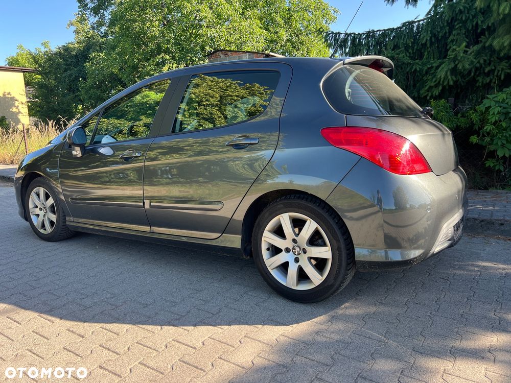 Peugeot 308 - 16