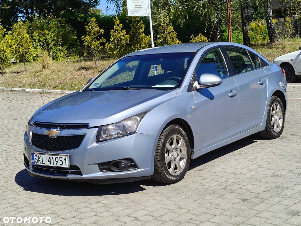 Chevrolet Cruze 2.0 LS - 33