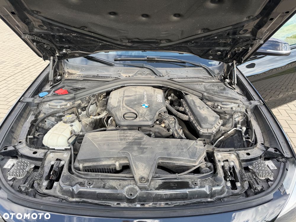 BMW Seria 3 320d M Sport - 21