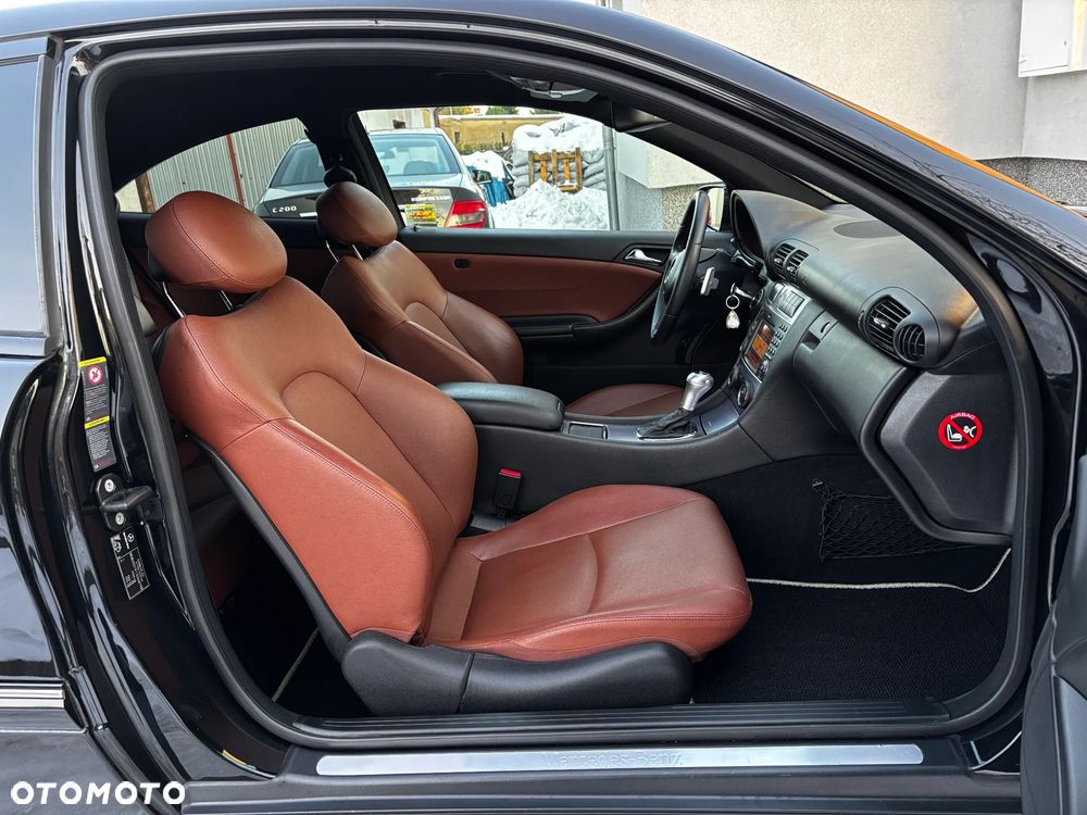 Mercedes-Benz CLC - 11