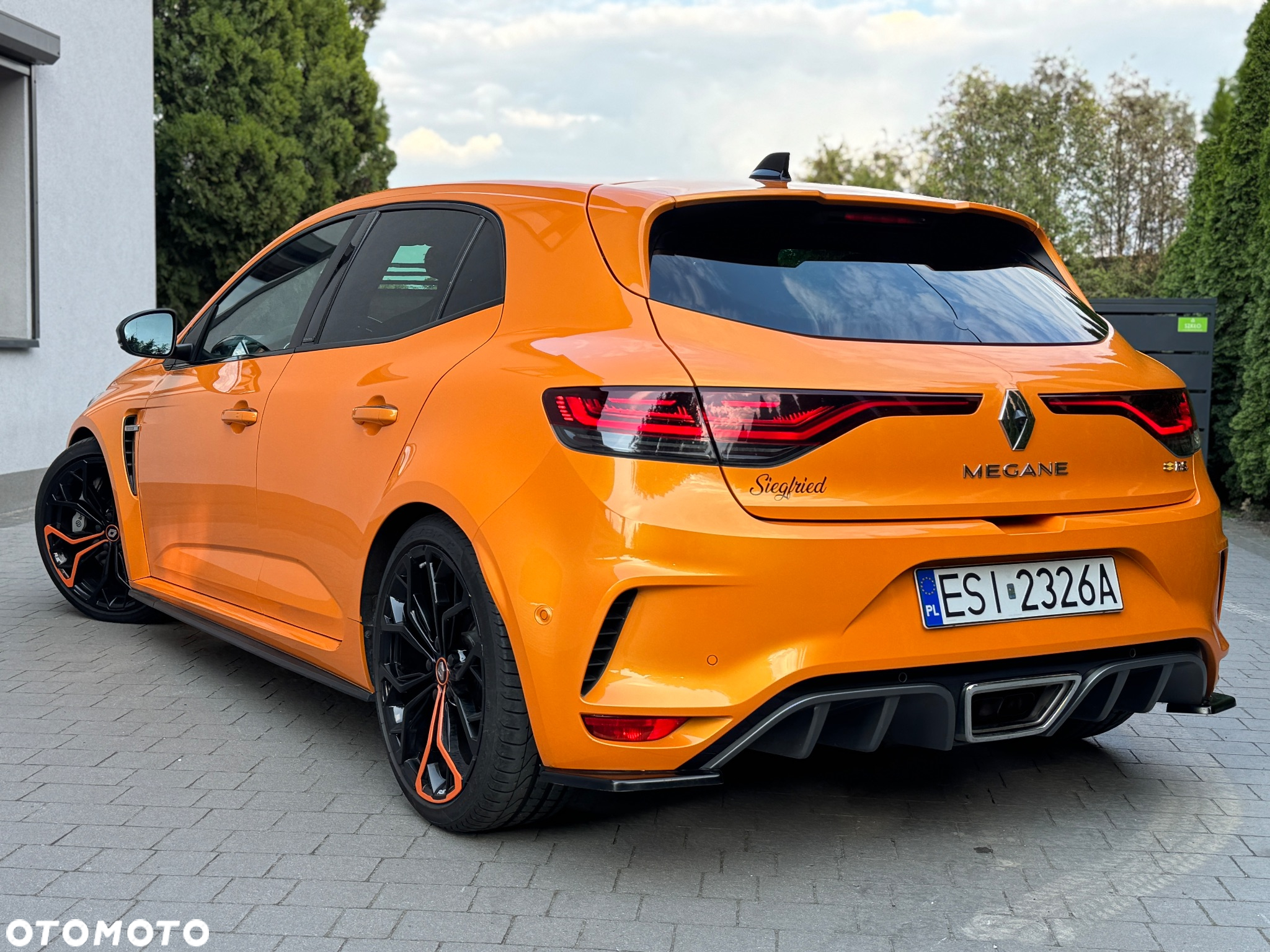 Renault Megane TCe 300 GPF R.S TROPHY - 4