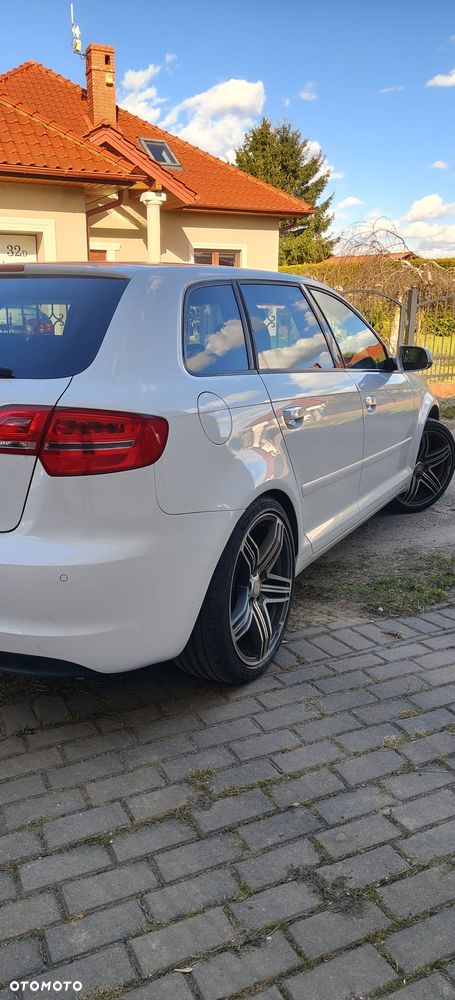 Audi A3 Sportback 1.4 TFSI Ambiente - 5