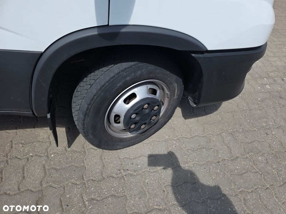 Iveco Kontener z Windą 8EP 35C16 Bliźniaki - 12
