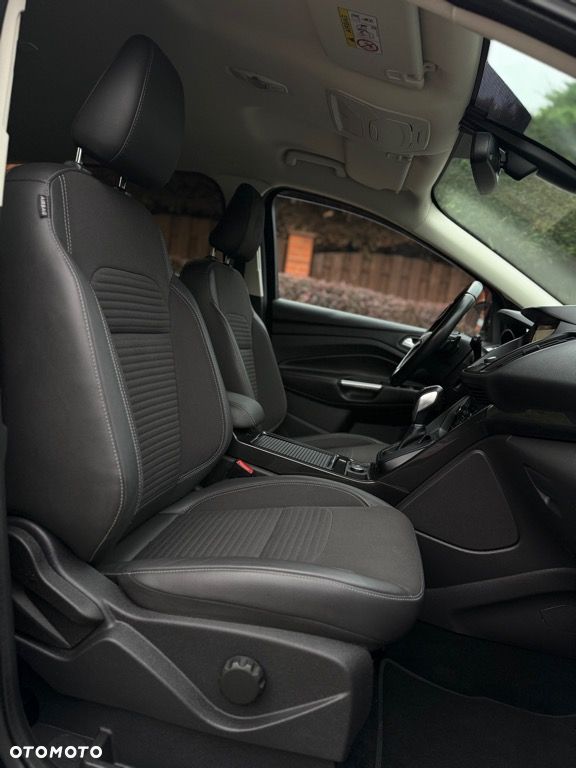 Ford Kuga 2.0 TDCi 4WD Titanium - 31