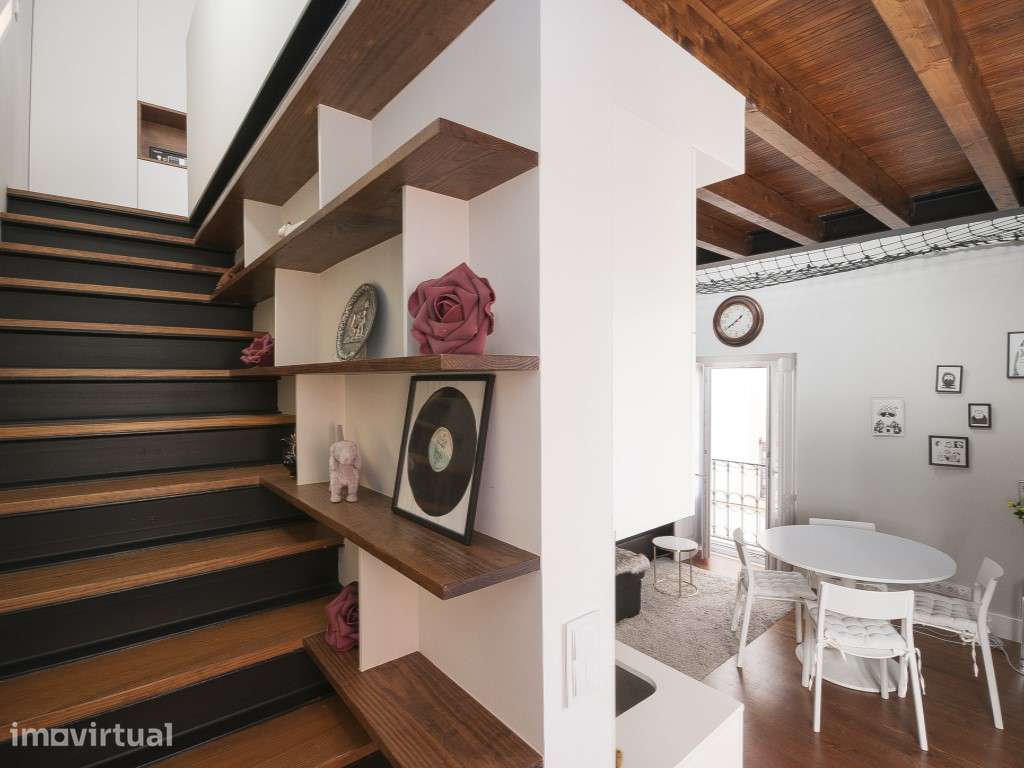 Apartamento Loft Duplex T1+1 junto ao museu do Fado! - Grande imagem: 4/15