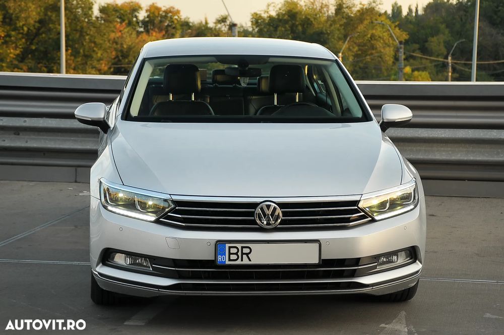 Volkswagen Passat 2.0 TDI DSG Highline - 10