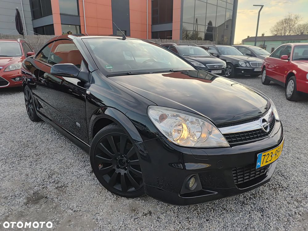 Opel Astra 1.6 Turbo Cosmo - 8