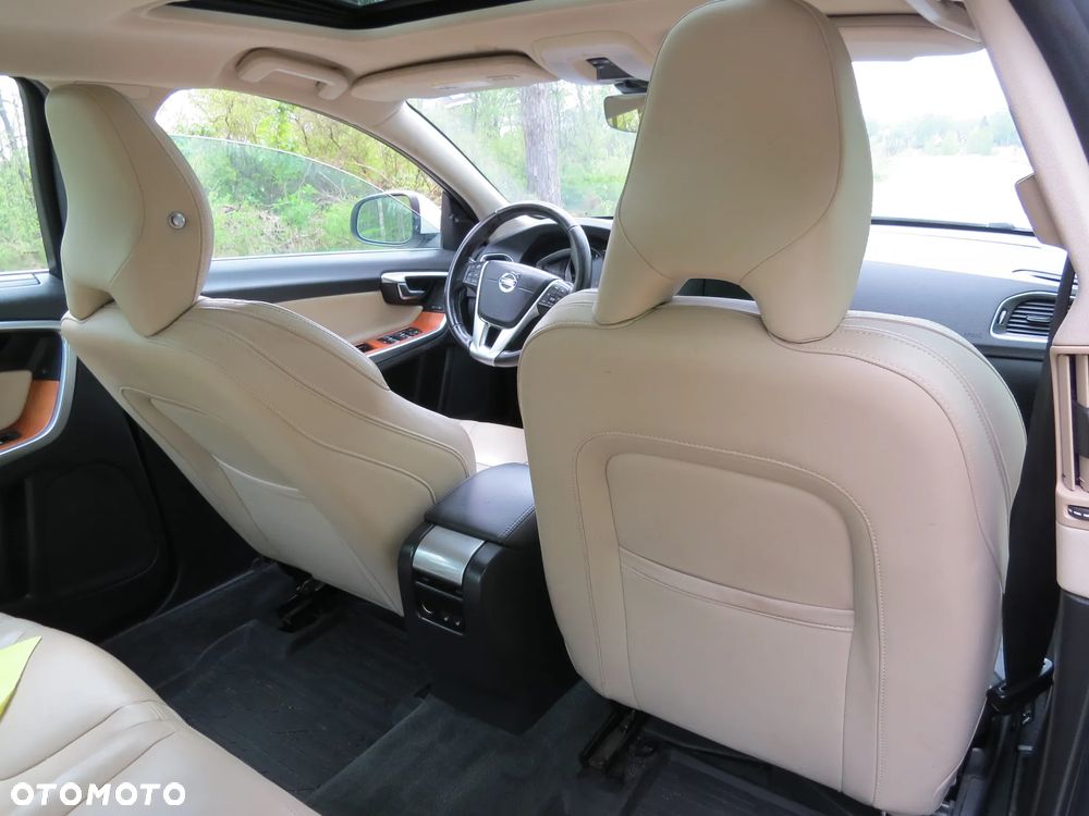 VOLVO S60 II LIFT LONG INSCRIPTION CHRISTAL WHITE PEARL 707-46 2.0 T5 B4204T11 NA CZĘŚCI - 34