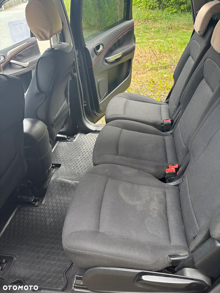 Ford S-Max 2.0 TDCi Titanium - 3