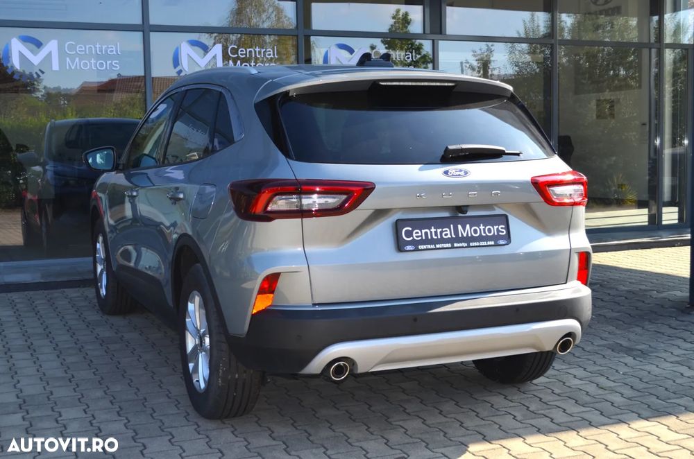 Ford Kuga 1.5 EcoBoost A8 FWD Titanium - 4