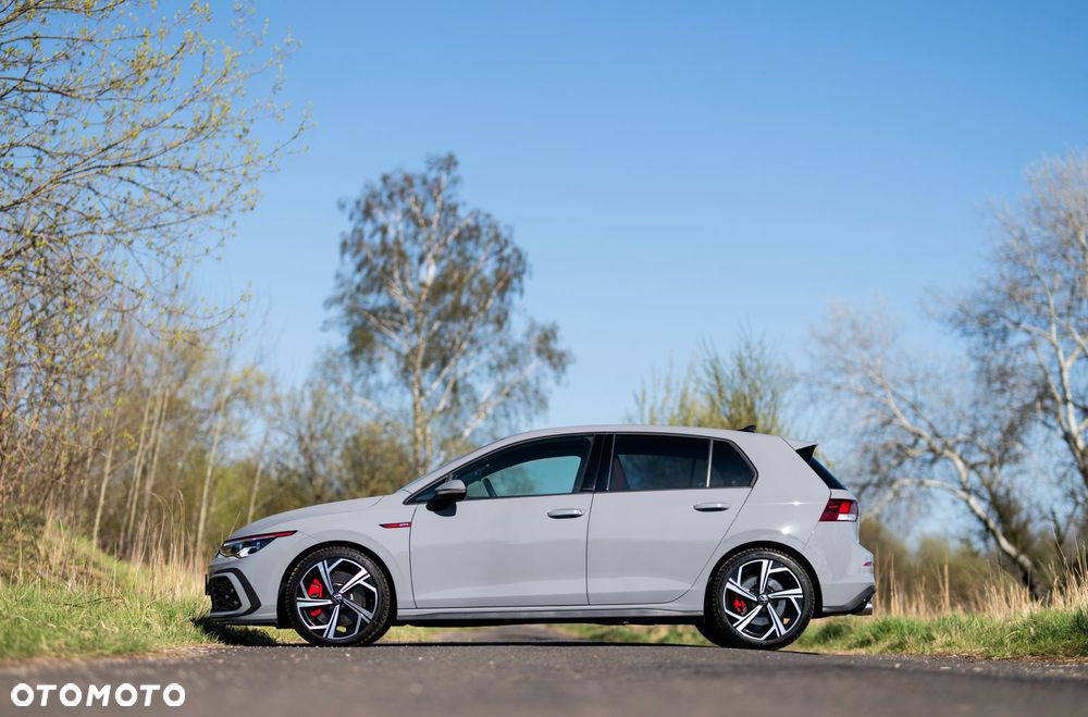 Volkswagen Golf 2.0 TSI OPF DSG GTI - 2