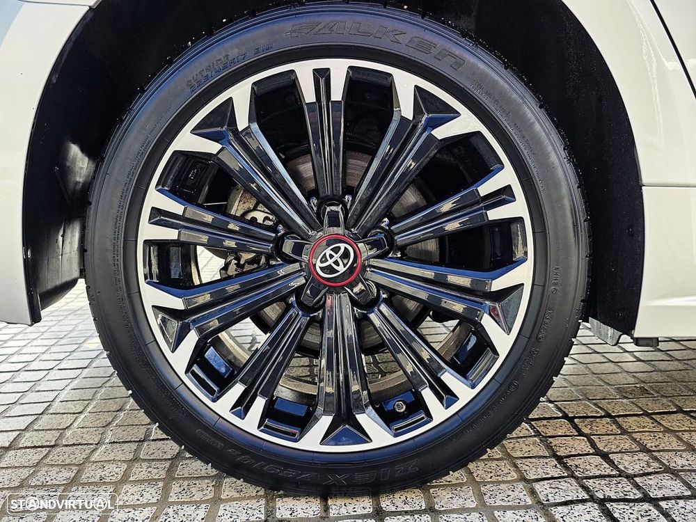 Toyota Corolla Touring Sports 1.8 Hybrid GR-Sport - 37