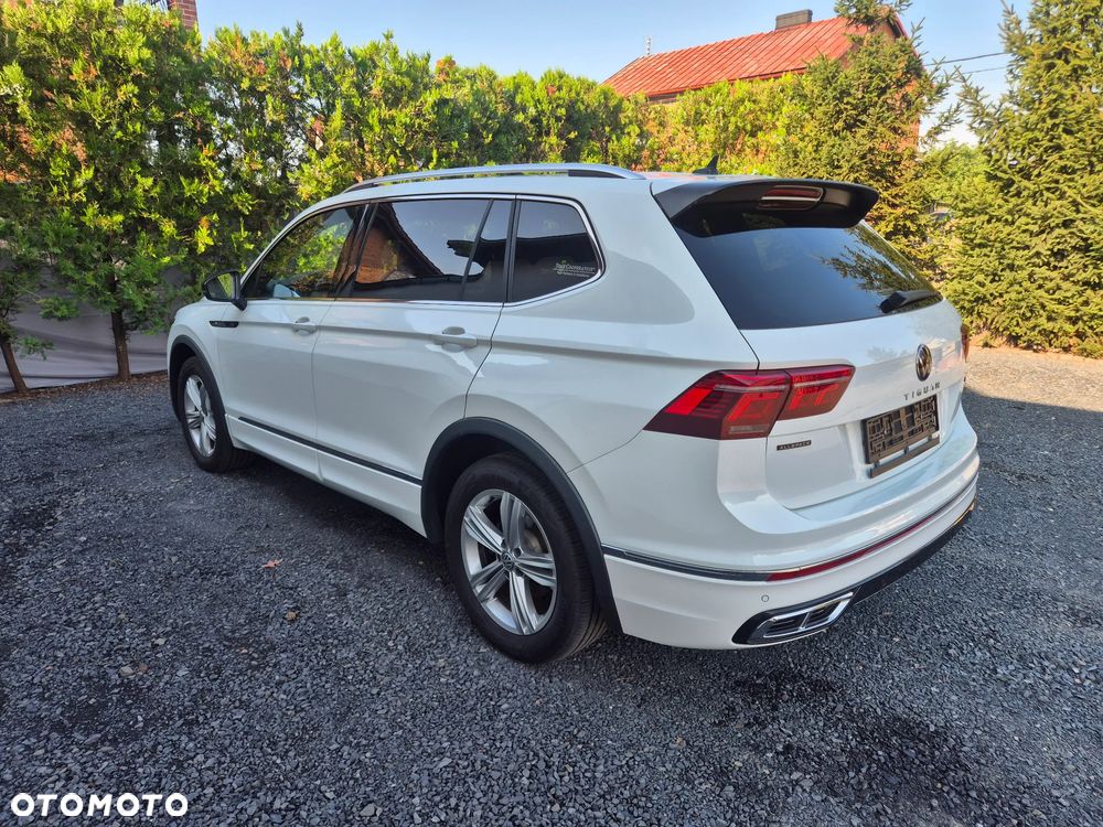 Volkswagen Tiguan 2.0 TDI SCR 4MotION DSG R-Line - 17